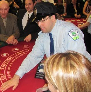 Bonjour La police, idéal dans un casino fictif